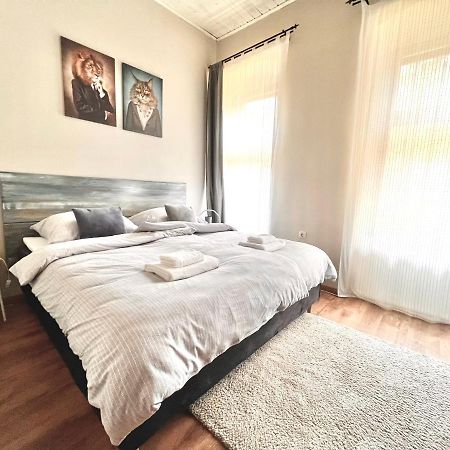 Kohaz Apartman Lägenhet Veszprém Exteriör bild